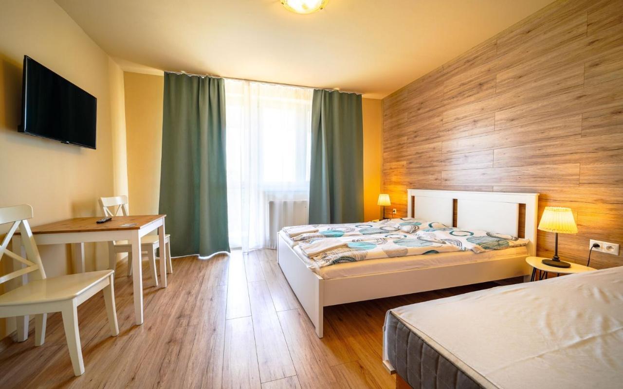Apartmany Karmon Park Veľký Meder 외부 사진