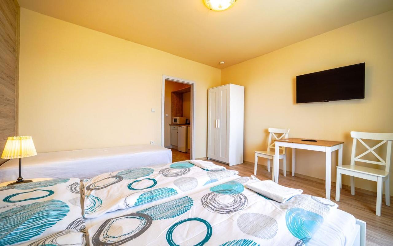 Apartmany Karmon Park Veľký Meder 외부 사진