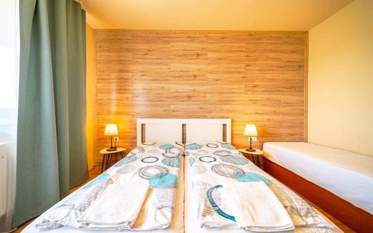 Apartmany Karmon Park Veľký Meder 외부 사진