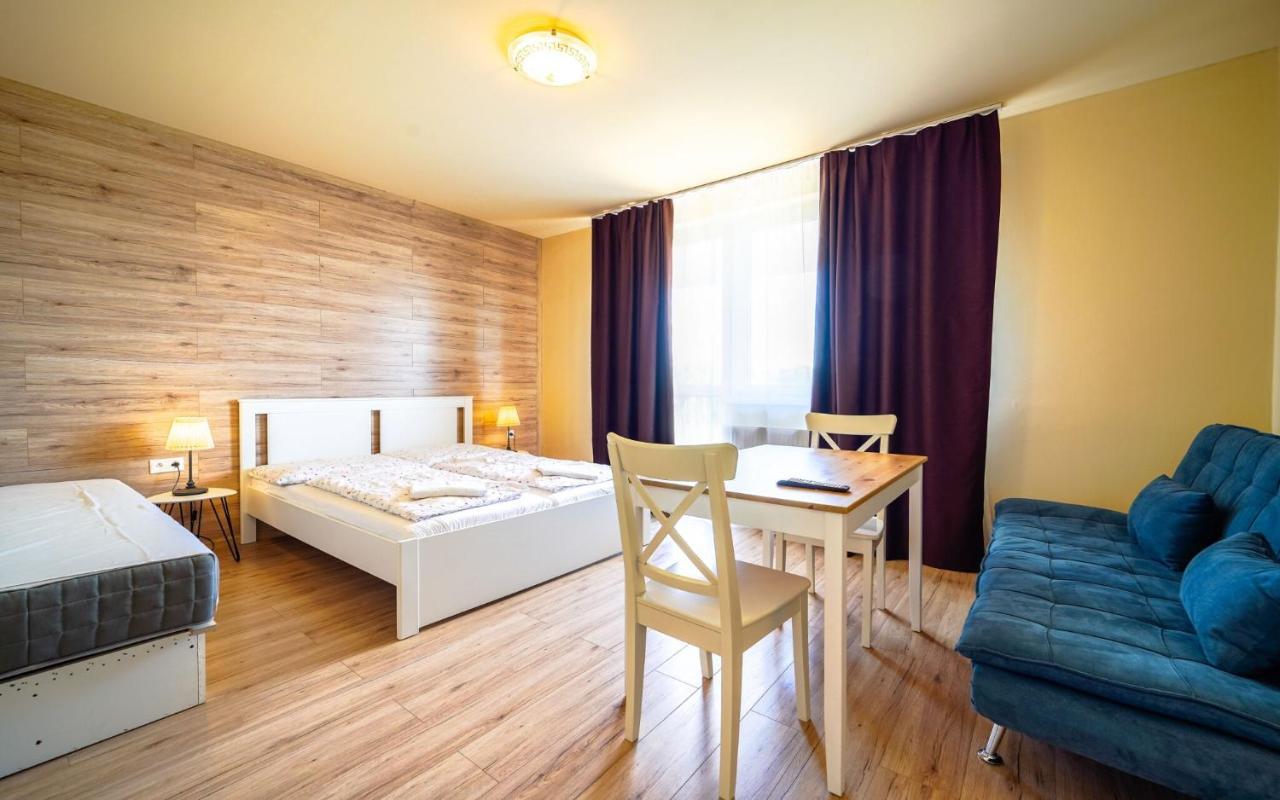 Apartmany Karmon Park Veľký Meder 외부 사진